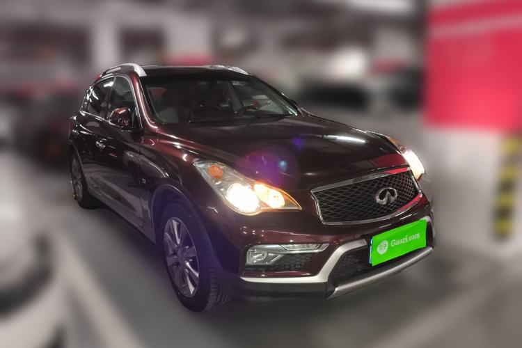 Used Infiniti QX50 2015 2.5L Enjoyment Edition Front Right 45 Deg
