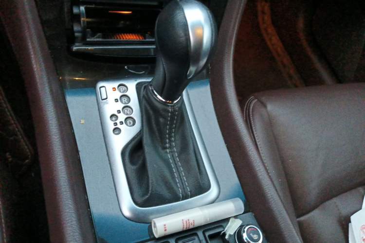 Used Infiniti QX50 2015 2.5L Luxury Edition Gear Lever
