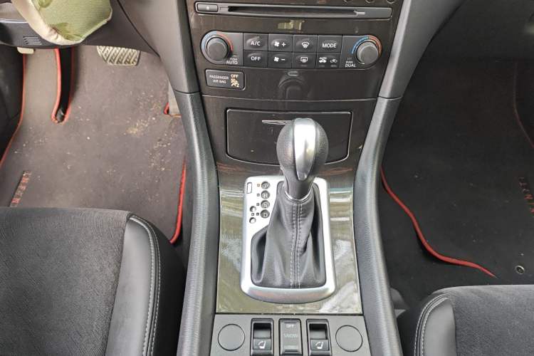 Used Infiniti QX50 2015 2.5L Comfort Edition Gear Lever