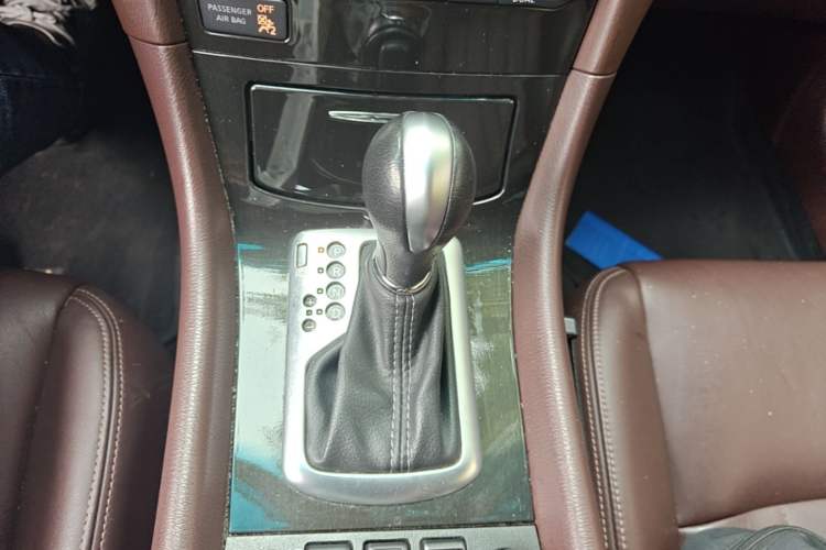 Used Infiniti QX50 2015 2.5L Luxury Edition Gear Lever
