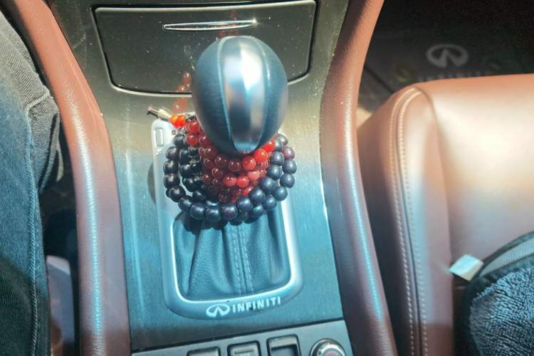 Used Infiniti QX50 2015 2.5L Luxury Edition Gear Lever