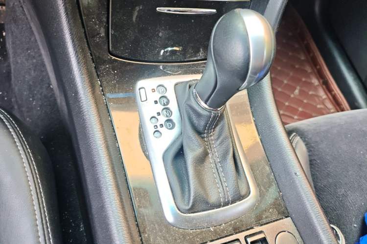 Used Infiniti QX50 2015 2.5L Comfort Edition Gear Lever