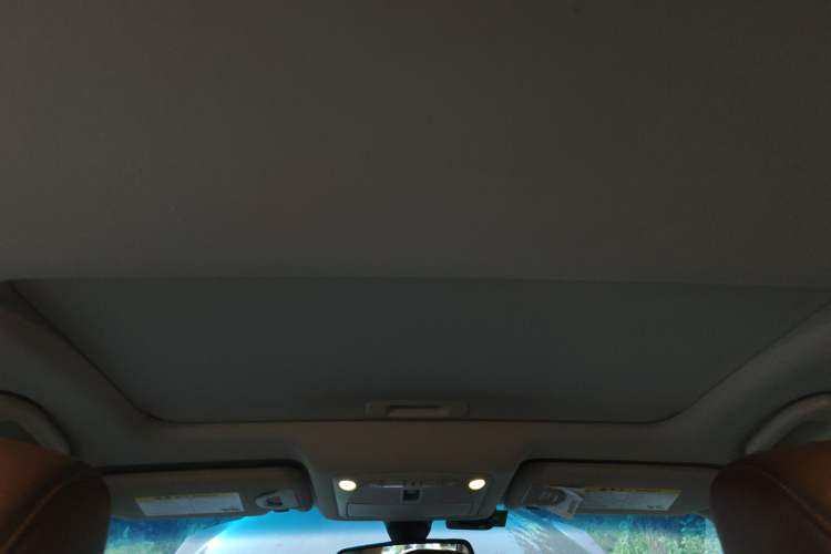 Used Infiniti QX50 2015 2.5L Luxury Edition Headliner
