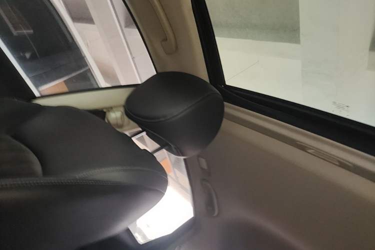 Used Infiniti QX50 2015 2.5L Comfort Edition Headliner