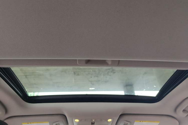Used Infiniti QX50 2015 2.5L Comfort Edition Headliner
