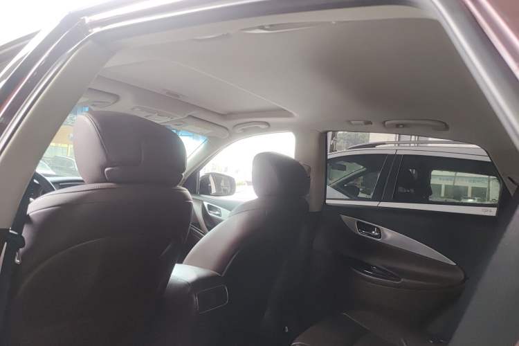 Used Infiniti QX50 2015 2.5L Luxury Edition Headliner
