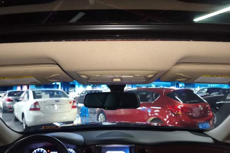 Used Infiniti QX50 2015 2.5L Enjoyment Edition Headliner