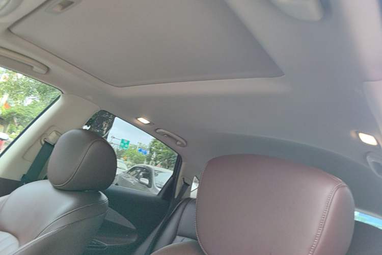 Used Infiniti QX50 2015 2.5L Enjoyment Edition Headliner