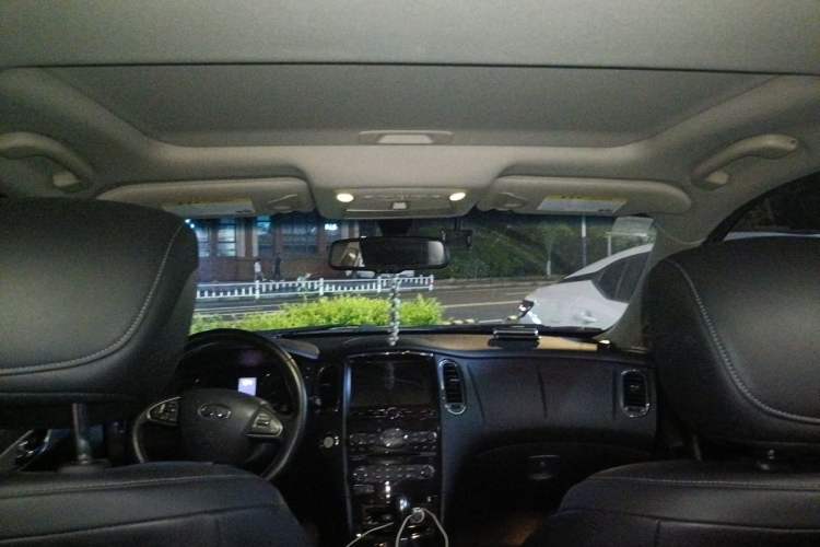 Used Infiniti QX50 2015 2.5L Comfort Edition Headliner