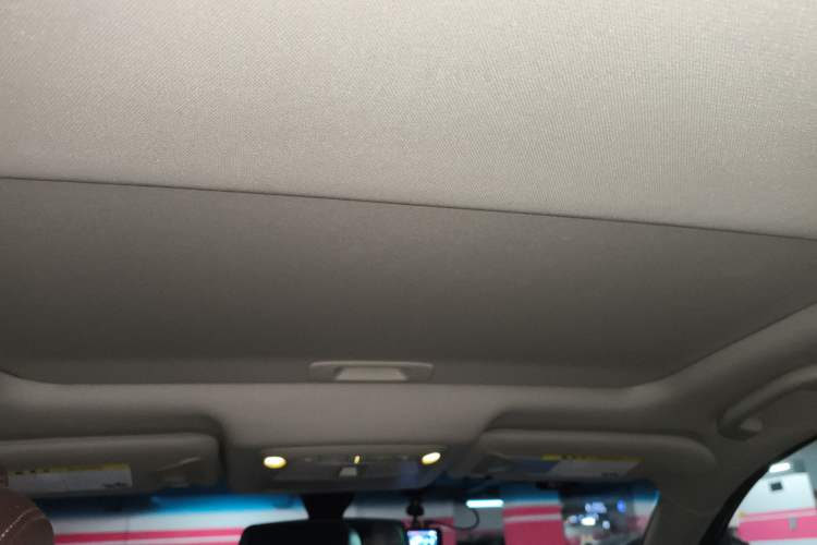Used Infiniti QX50 2015 2.5L Enjoyment Edition Headliner