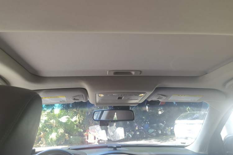 Used Infiniti QX50 2015 2.5L Deluxe Edition Headliner