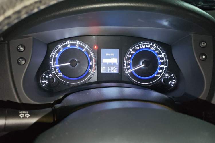 Used Infiniti QX50 2015 2.5L Comfort Edition Instrument Cluster