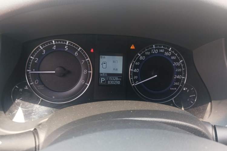 Used Infiniti QX50 2015 2.5L Comfort Edition Instrument Cluster
