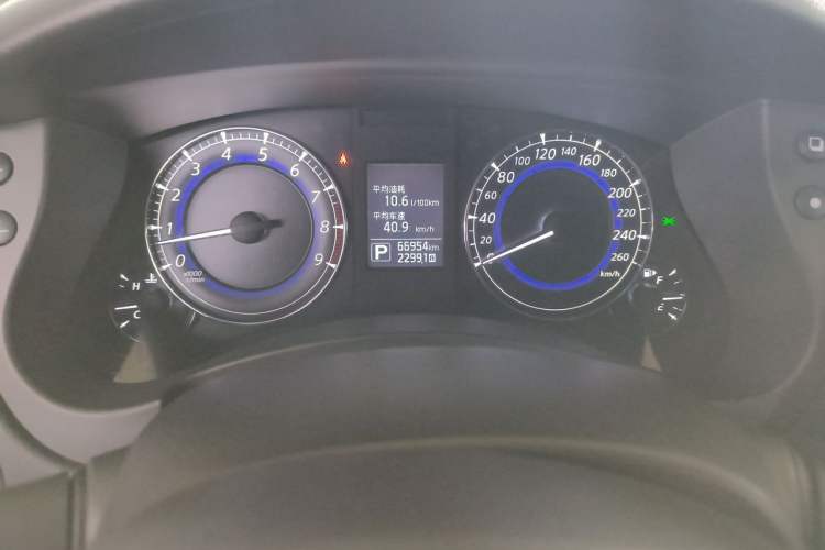 Used Infiniti QX50 2015 2.5L Comfort Edition Instrument Cluster
