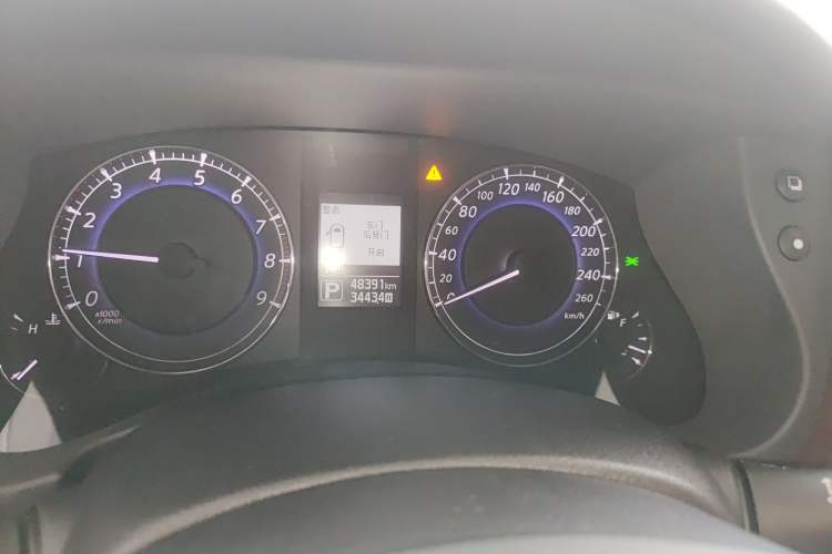 Used Infiniti QX50 2015 2.5L Luxury Edition Instrument Cluster