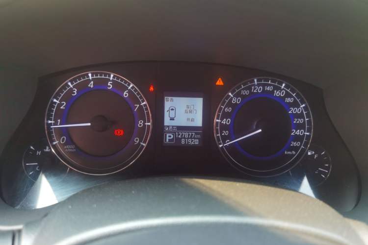 Used Infiniti QX50 2015 2.5L Comfort Edition Instrument Cluster