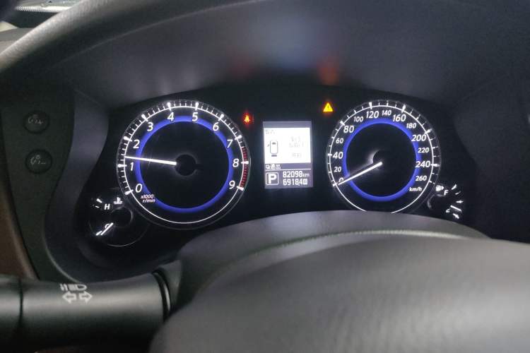 Used Infiniti QX50 2015 2.5L Enjoyment Edition Instrument Cluster