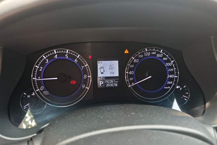 Used Infiniti QX50 2015 2.5L Enjoyment Edition Instrument Cluster