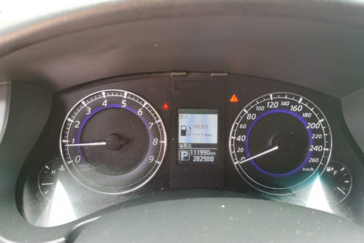 Used Infiniti QX50 2015 2.5L Comfort Edition Instrument Cluster