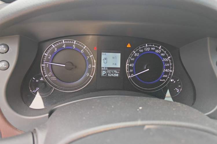 Used Infiniti QX50 2015 2.5L Enjoyment Edition Instrument Cluster