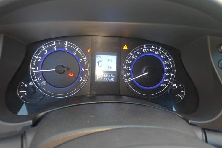 Used Infiniti QX50 2015 2.5L Comfort Edition Instrument Cluster