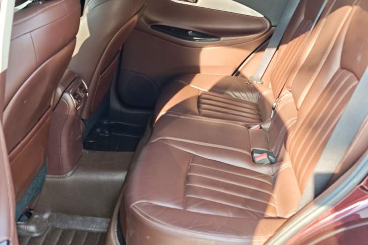 Used Infiniti QX50 2015 2.5L Enjoyment Edition Interior 2