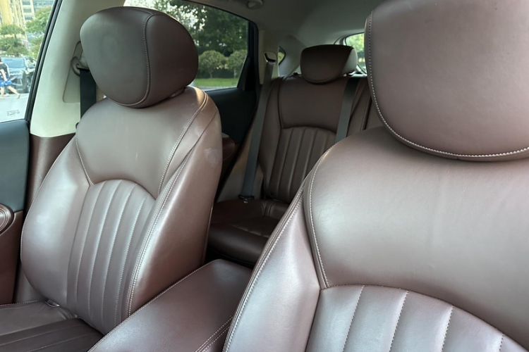 Used Infiniti QX50 2015 2.5L Enjoyment Edition Interior 2