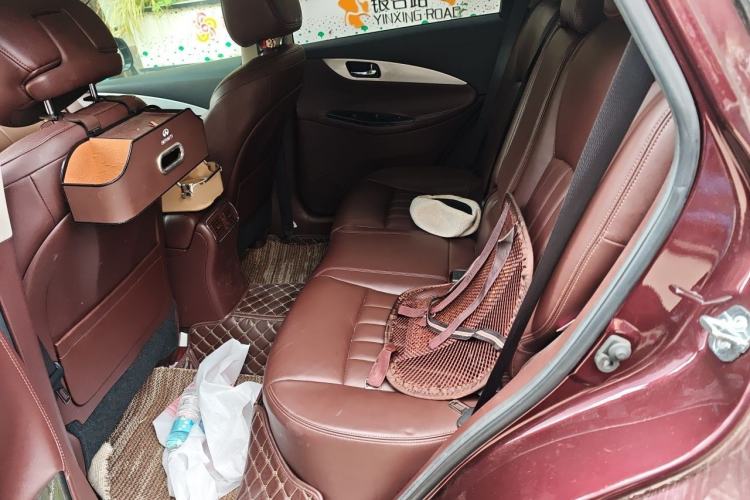 Used Infiniti QX50 2015 2.5L Enjoyment Edition Interior 4