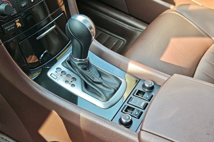 Used Infiniti QX50 2015 2.5L Enjoyment Edition Interior 5