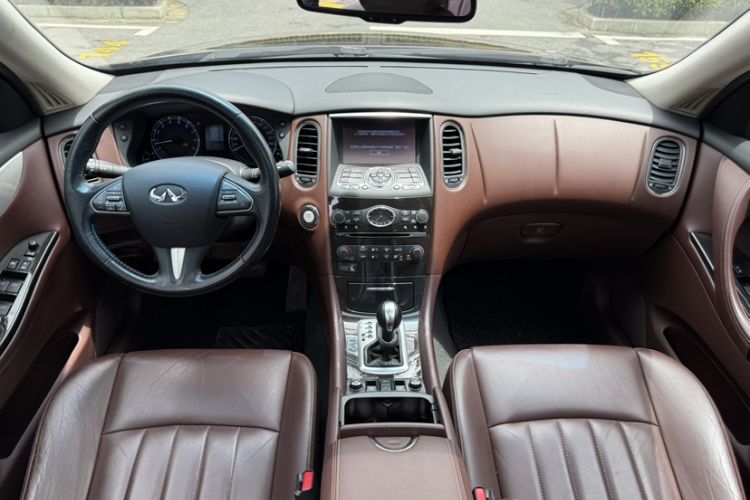 Used Infiniti QX50 2015 2.5L Enjoyment Edition Interior 7