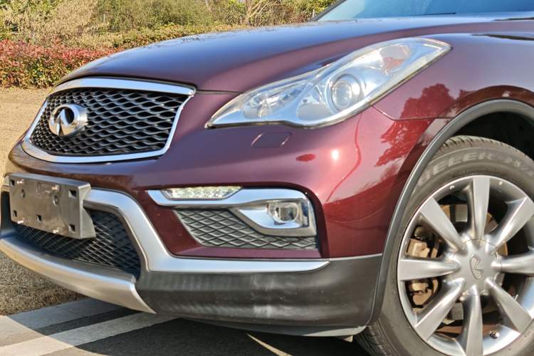 Used Infiniti QX50 2015 2.5L Enjoyment Edition Left Front Headlight