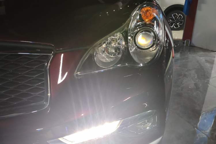 Used Infiniti QX50 2015 2.5L Enjoyment Edition Left Front Headlight