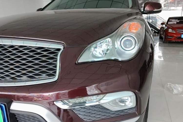 Used Infiniti QX50 2015 2.5L Enjoyment Edition Left Front Headlight
