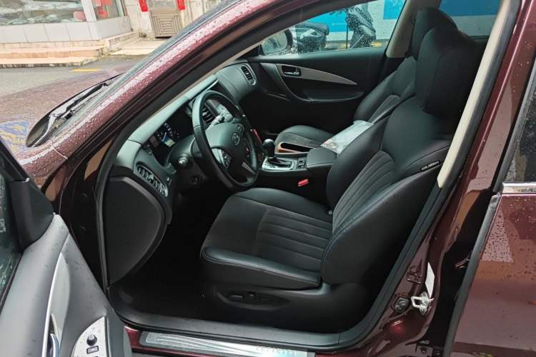 Used Infiniti QX50 2015 2.5L Comfort Edition Left Front Seat
