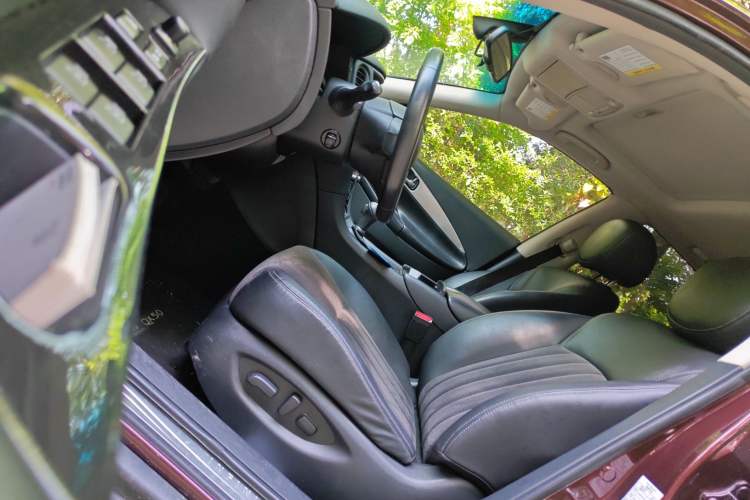Used Infiniti QX50 2015 2.5L Comfort Edition Left Front Seat
