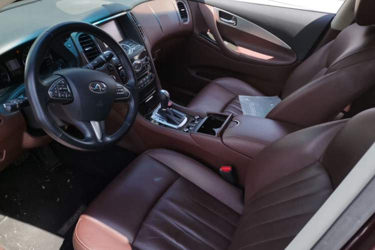 Used Infiniti QX50 2015 2.5L Enjoyment Edition Left Front Seat
