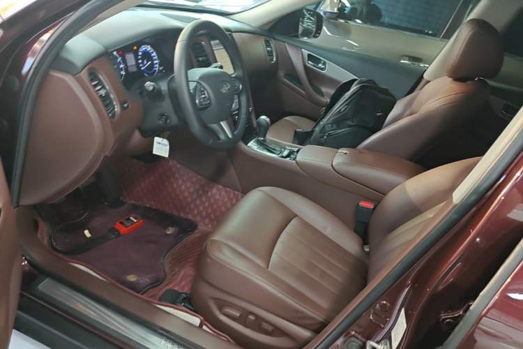 Used Infiniti QX50 2015 2.5L Luxury Edition Left Front Seat