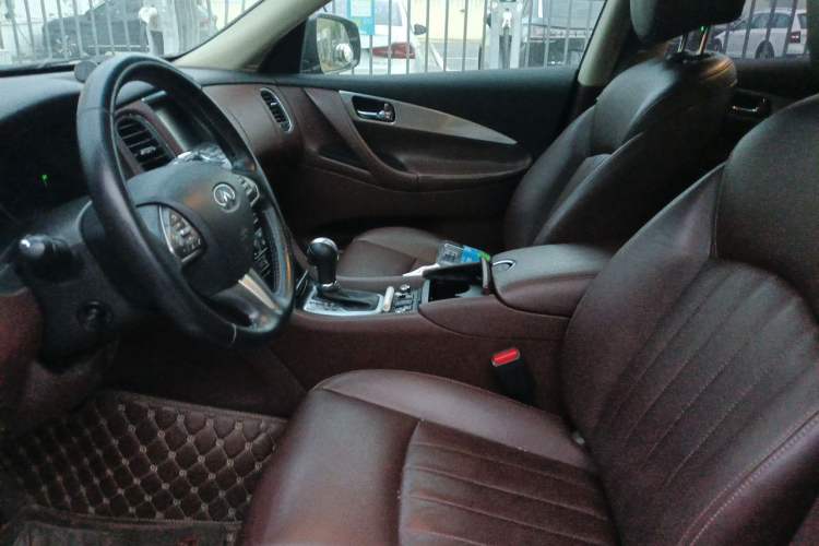 Used Infiniti QX50 2015 2.5L Luxury Edition Left Front Seat