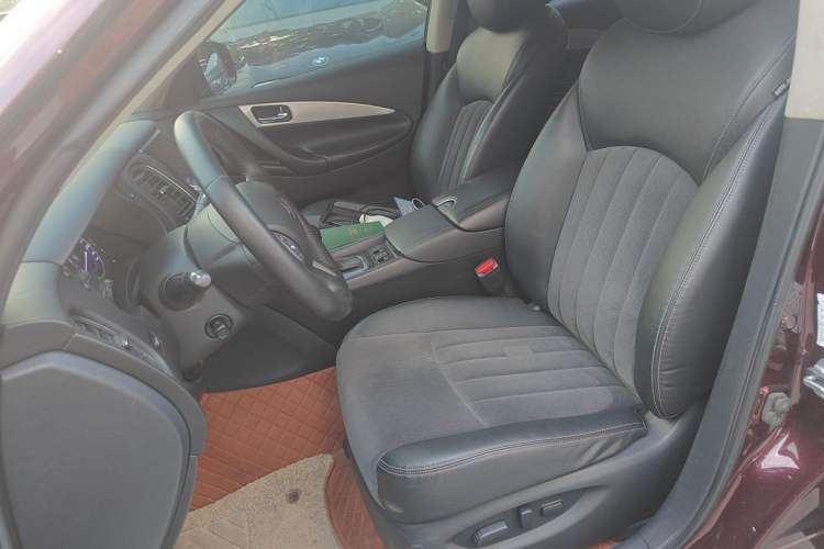 Used Infiniti QX50 2015 2.5L Comfort Edition Left Front Seat