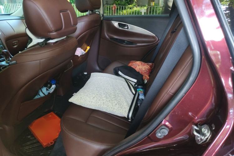 Used Infiniti QX50 2015 2.5L Luxury Edition Left Rear Seat