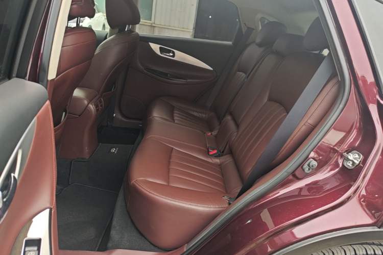 Used Infiniti QX50 2015 2.5L Enjoyment Edition Left Rear Seat