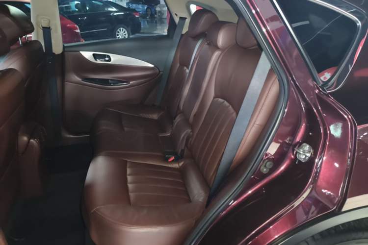 Used Infiniti QX50 2015 2.5L Enjoyment Edition Left Rear Seat