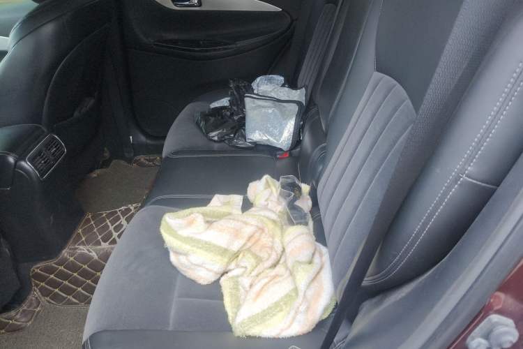 Used Infiniti QX50 2015 2.5L Comfort Edition Left Rear Seat