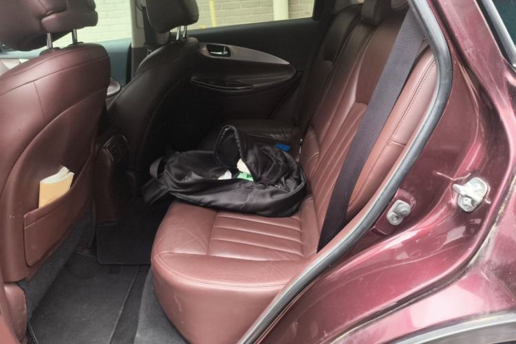 Used Infiniti QX50 2015 2.5L Enjoyment Edition Left Rear Seat