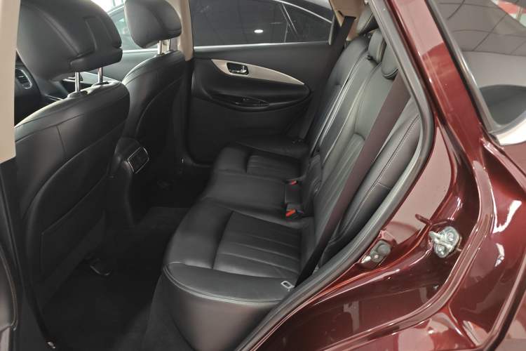 Used Infiniti QX50 2015 2.5L Enjoyment Edition Left Rear Seat