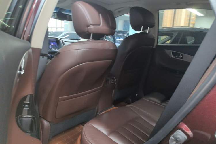 Used Infiniti QX50 2015 2.5L Enjoyment Edition Left Rear Seat