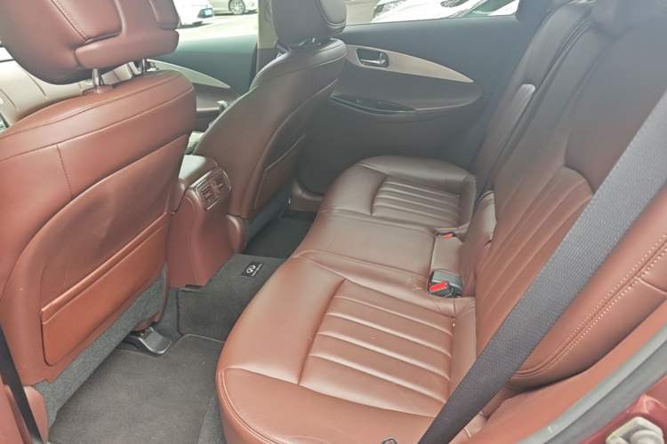 Used Infiniti QX50 2015 2.5L Enjoyment Edition Left Rear Seat