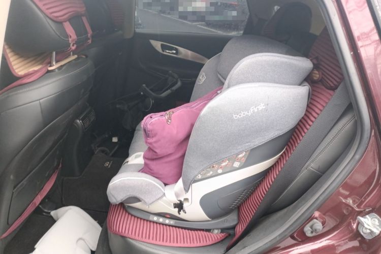 Used Infiniti QX50 2015 2.5L Comfort Edition Left Rear Seat