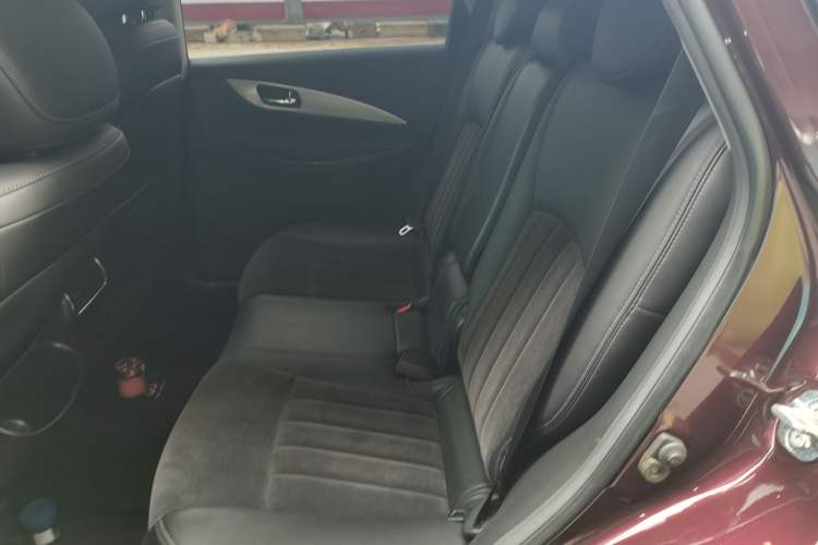 Used Infiniti QX50 2015 2.5L Comfort Edition Left Rear Seat