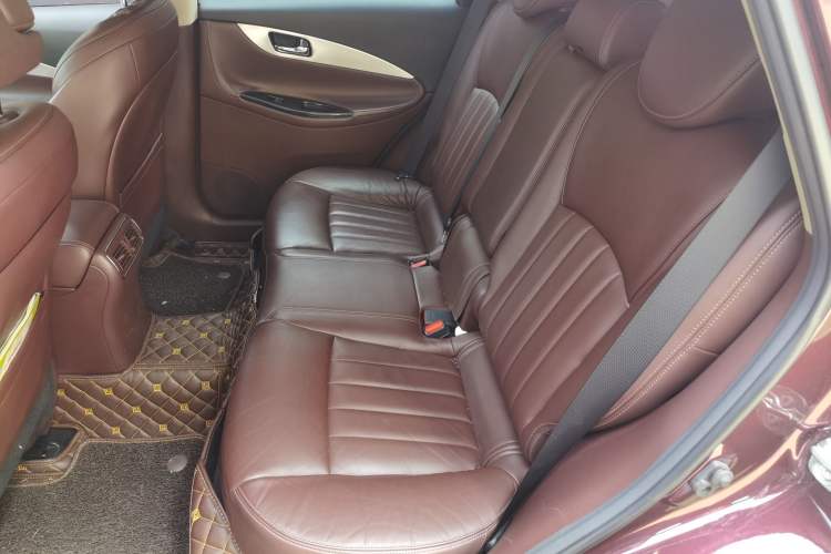 Used Infiniti QX50 2015 2.5L Enjoyment Edition Left Rear Seat